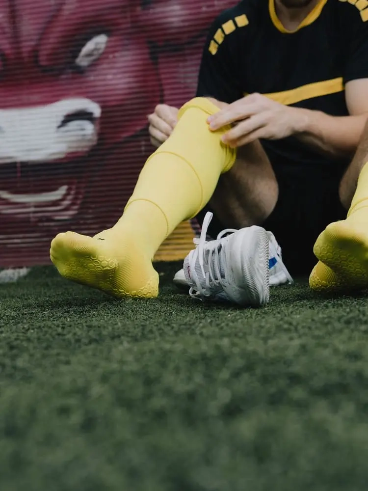 Gelbe Stutzen und Tube Socks von Novosoxx